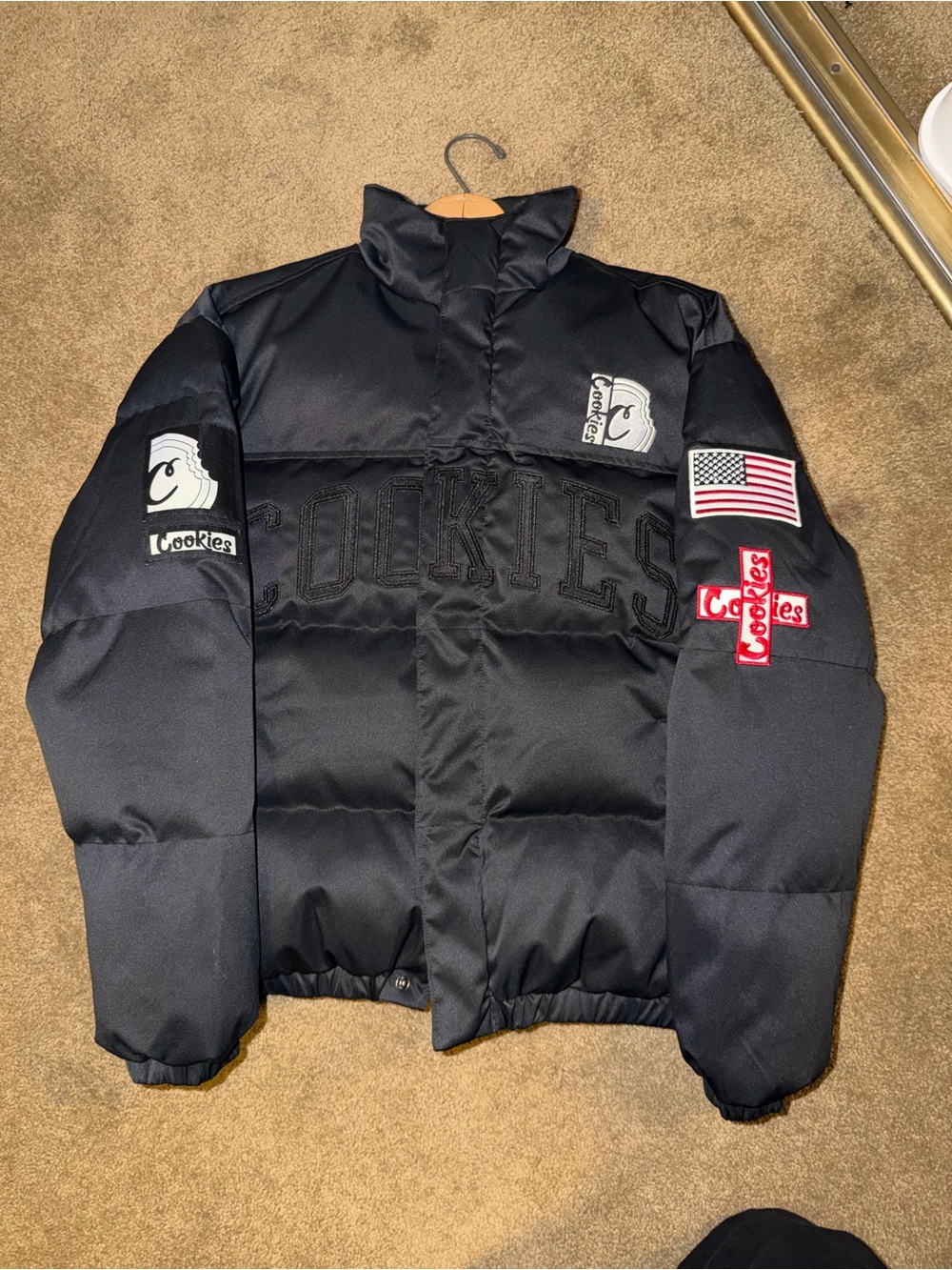 Cookies SF Black Puffer Jacket with Patch Details